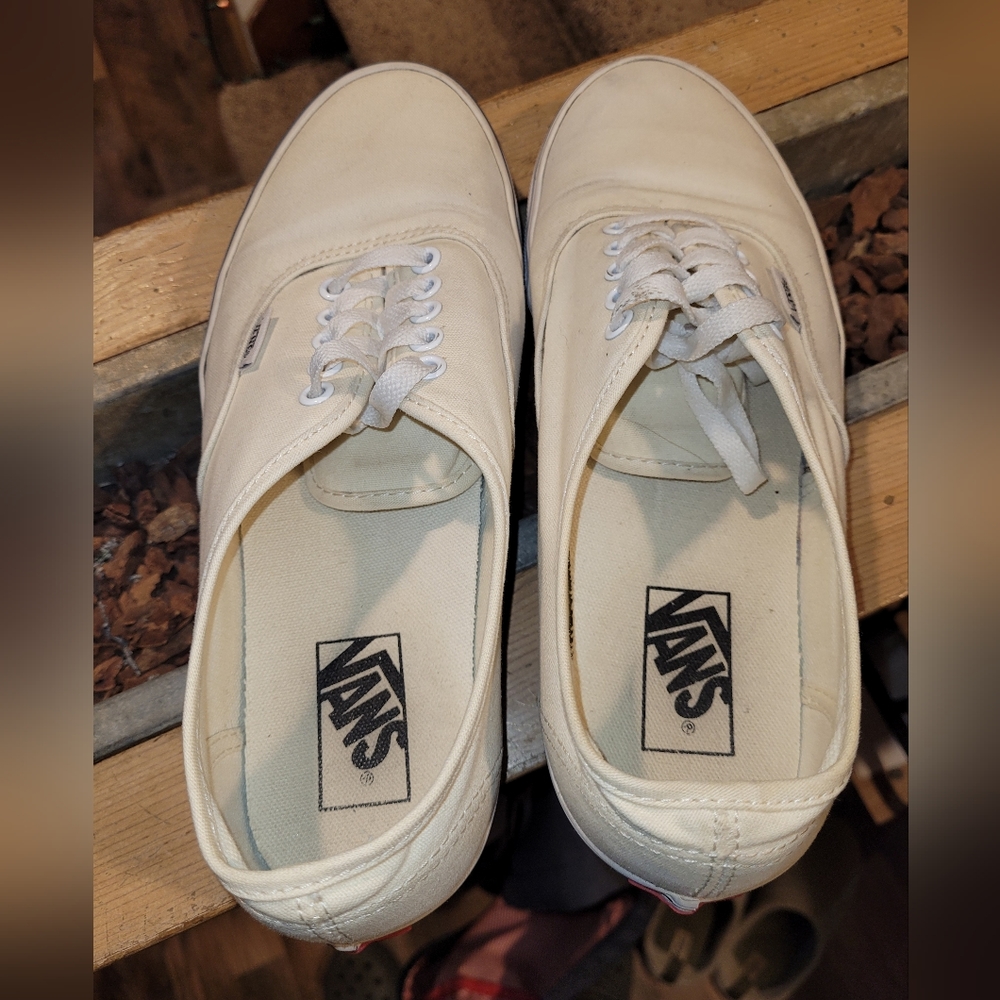 -Vans Classic lowtops